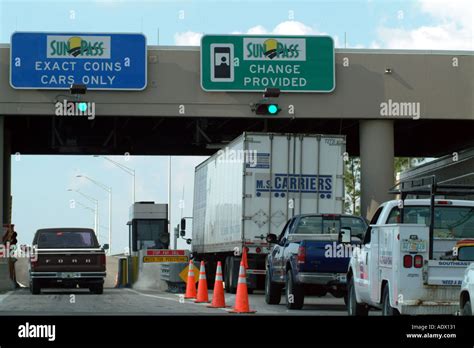 Florida USA United States of America Sunpass toll on the Expressway ...