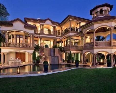 Love big houses? Check out these 93 awesome big rich houses… #36 is my favourite! Read more: 93 ...