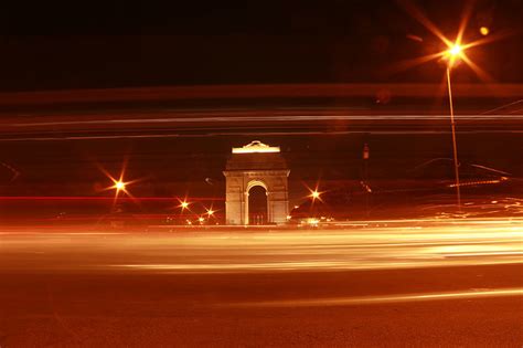 Iconic Delhi Landmarks Awash In Night Light: 5 Best Places For Night ...