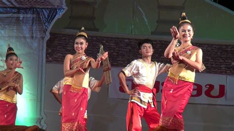 Lao Traditional Dance: ສຽງແຄນລາວ Chords - Chordify