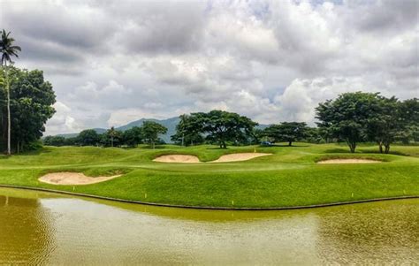 Summit Point Golf Country Club in Manila, Philippines