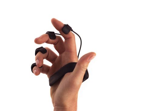 Gest – The Gesture Controlled Wearable » Gadget Flow