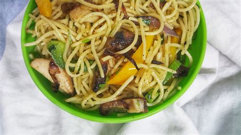 CHICKEN SPAGHETTI STIR FRY / Nairobi Kitchen