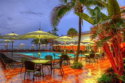 BeachComber Beach Front Resort Hotel St. Petes Beach Florida: St. Pete ...