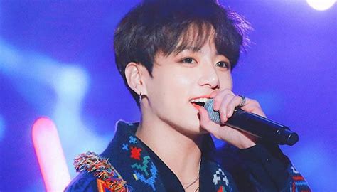 Fans worried after Jungkook from BTS cries during live broadcast