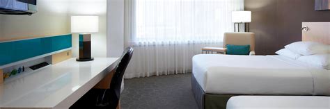 Hotel Rooms and Suites in Quebec City | Delta Hotels Quebec