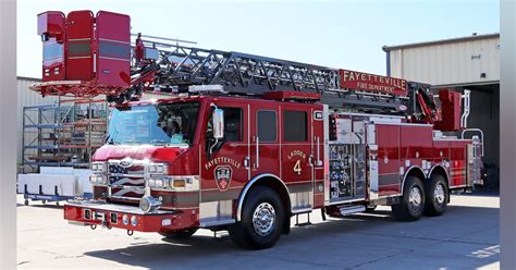 Fayetteville AR Fire Department Ascendant Platform Ladder Truck ...