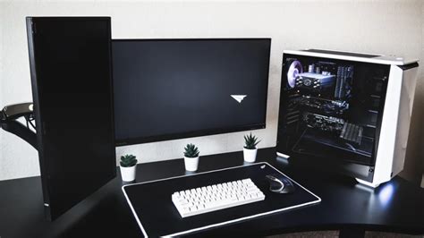 Monochrome minimalism : battlestations | Gaming room setup, Gaming desk ...