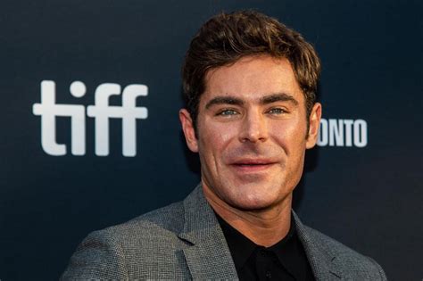 Zac Efron habló los rumores de que se operó la cara e hizo una dolorosa ...