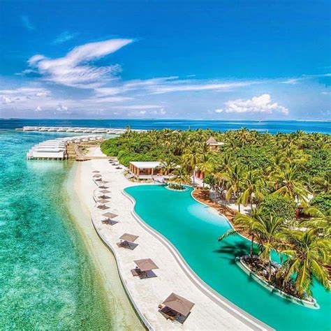 Maldives Beautiful Hotels, Beautiful Places To Visit, Beautiful Beaches, Places To Travel ...