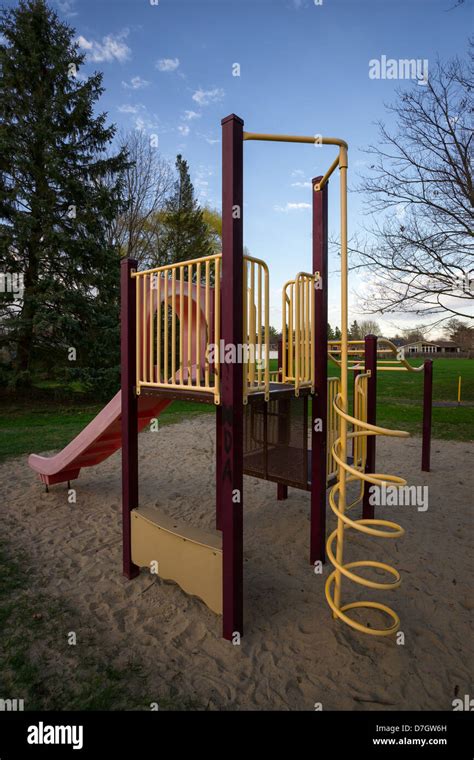 Playground structure hi-res stock photography and images - Alamy