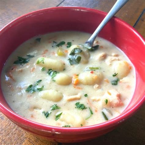 Olive Garden Chicken and Gnocchi Soup - (Copycat Recipe)