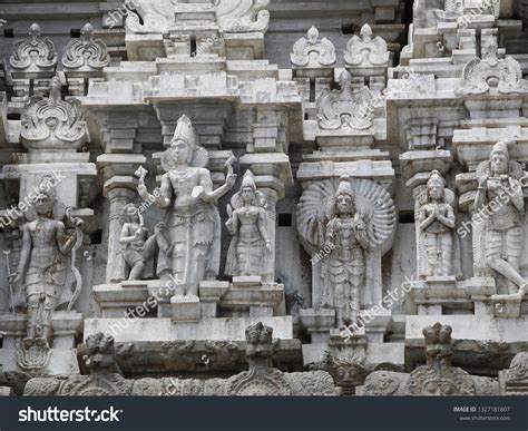 Hindu Temple Sculptures India Tamil Nadu Stock Photo 1327181807 ...