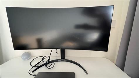 LG 34-inch 34WP85C Curved UltraWide QHD IPS Display Monitor, Computers & Tech, Parts ...