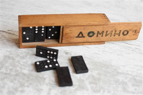 Vintage Domino Set//domino Game//wooden Box Board Game//gift - Etsy