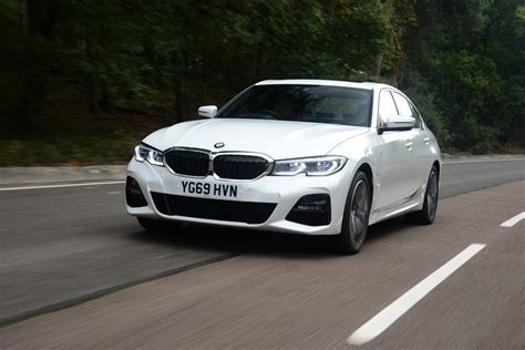 BMW 330e hybrid review | DrivingElectric