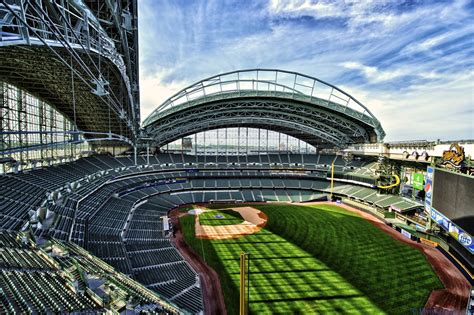 Miller Park 1 | Milwaukee, Baseball park, Milwaukee city