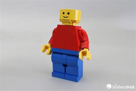 LEGO 40649 Up-Scaled LEGO Minifigure - TBB Review - (32) - The Brothers ...