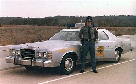 Mississippi Highway Patrol, 1974 Ford | Police cars, Mississippi ...