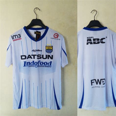 Distro Football: Jersey PERSIB Bandung