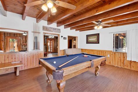 Enjoy Our Cabins in Big Bear Lake CA With Pool Tables | Big Bear Vacations