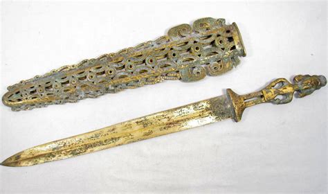 ANCIENT UNIQUE CHINESE SHANG DYNASTY BRASS JIAN GOUGIAN SWORD