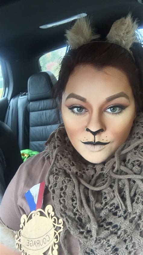 Cowardly lion makeup | Lion makeup, Lion halloween, Lion costume