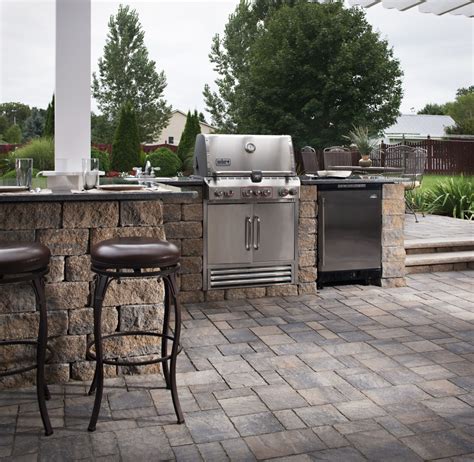 Outdoor Kitchen Cost: Ultimate Pricing Guide | INSTALL-IT-DIRECT