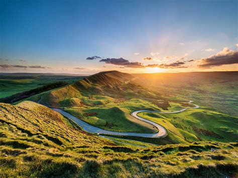 Stephen Elliott Photography: Sunset over the winding road