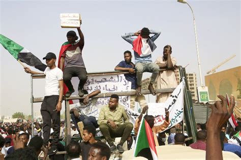 Sudanese government, rebel groups sign peace deal - UPI.com