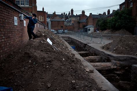 Skeleton Found in England May Be of Richard III - The New York Times