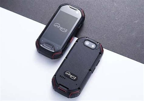 Atom Compact and Rugged 4G Smartphone | Gadgetsin | Mobile phone design, Smartphones for sale ...