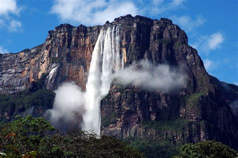 11 Awe Inspiring Waterfalls from All over the World | DailyForest