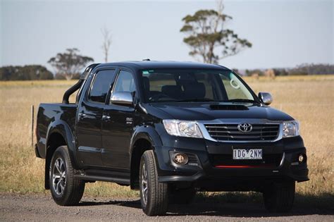 2014 Toyota HiLux Black Edition SR5 4x4 Double-Cab Pick-up review