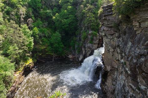 The Tiny Town Of Linville Is Nature's Gift To North Carolina