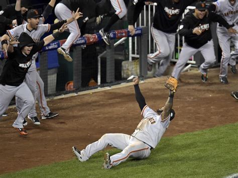 San Francisco Giants Win World Series On Controversial Decision In 9th ...