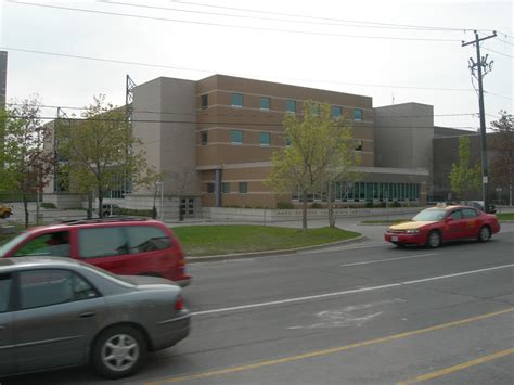 Marc Garneau Collegiate Institute