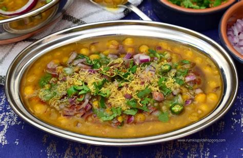 Ragda recipe | Ragda for pani puri | How to make ragda - Rumki's Golden Spoon