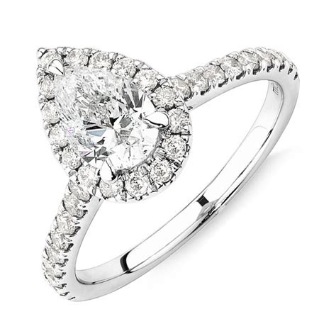 Engagement Rings Online at Michael Hill Canada