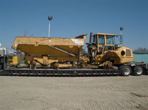 Articulating Dump Truck | Dump truck, Monster trucks, Transportation