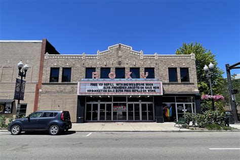 VIP Roxy Cinemas in Ottawa, IL - Cinema Treasures