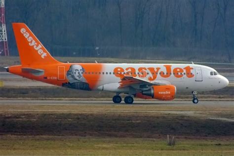 easyJet Fleet Airbus A319-100 Details and Pictures