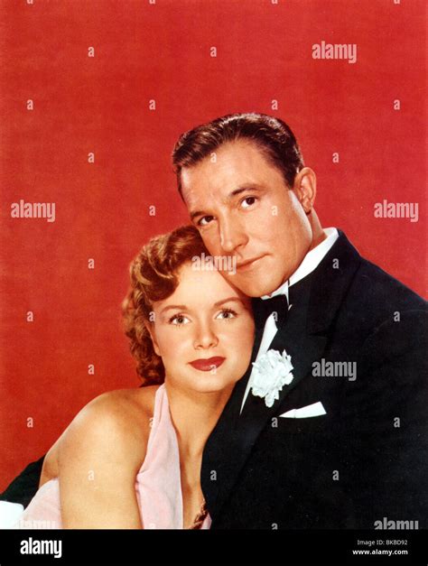 SINGIN IN THE RAIN (1952) SINGING IN THE RAIN (ALT) DEBBIE REYNOLDS ...