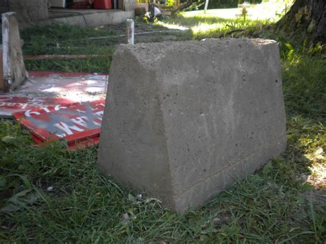 Concrete Block Molds : 7 Steps - Instructables