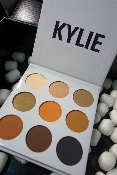 Kylie Cosmetics Kyshadow Palette Makeup Review | Is It Worth It?