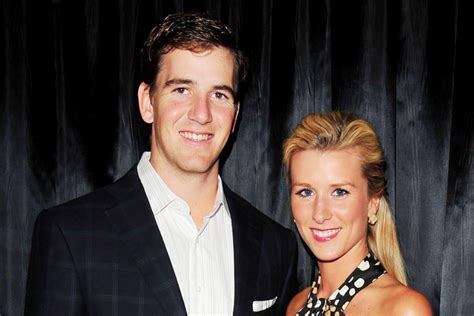 Who is Eli Manning's wife? | The US Sun