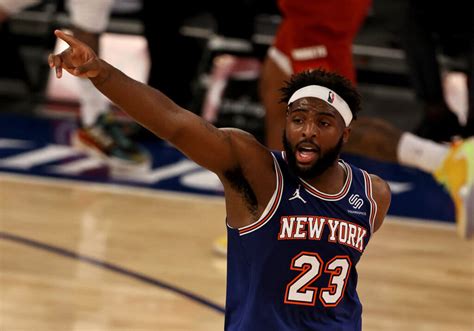 Mitchell Robinson injury re-sparks talks on Knicks’ need for center ...