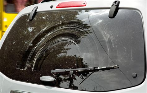 How to Remove Windshield Wiper Scratches - eBay Motors Blog