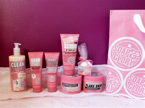 Skincare Saturday: Soap & Glory Original Pink - Makeup Your Mind