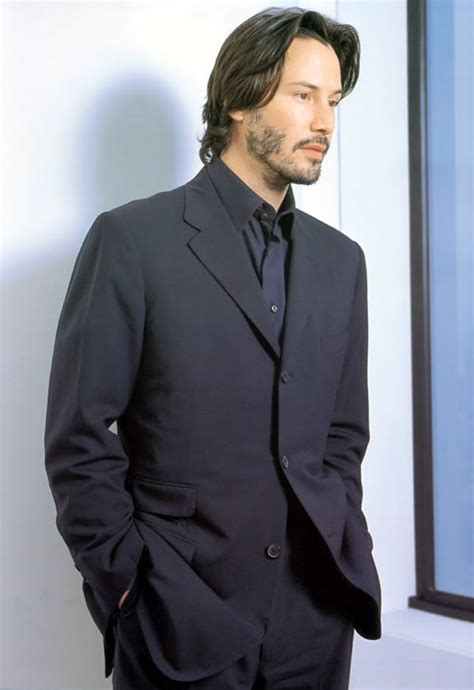 how to dress in head to toe black. keanu reeves. men's fashion and style | My Superstars ...